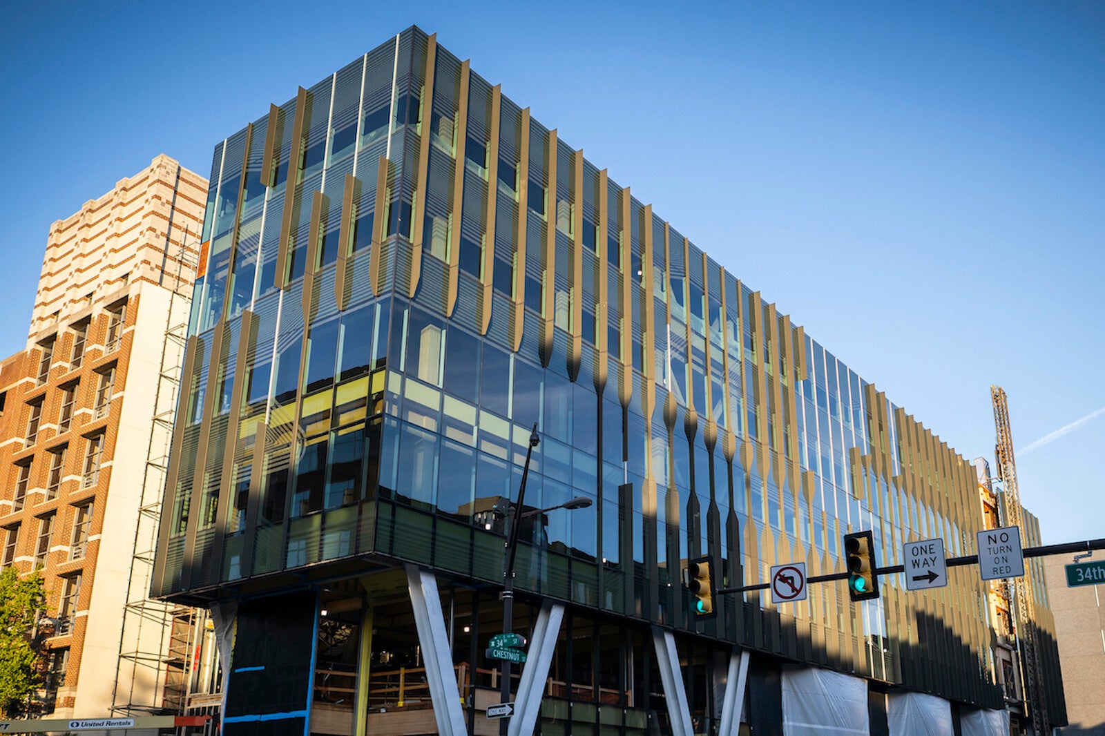 amy gutmann hall exterior