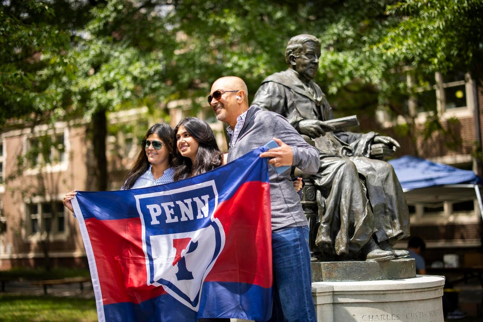 penn freshman moves in to the quad