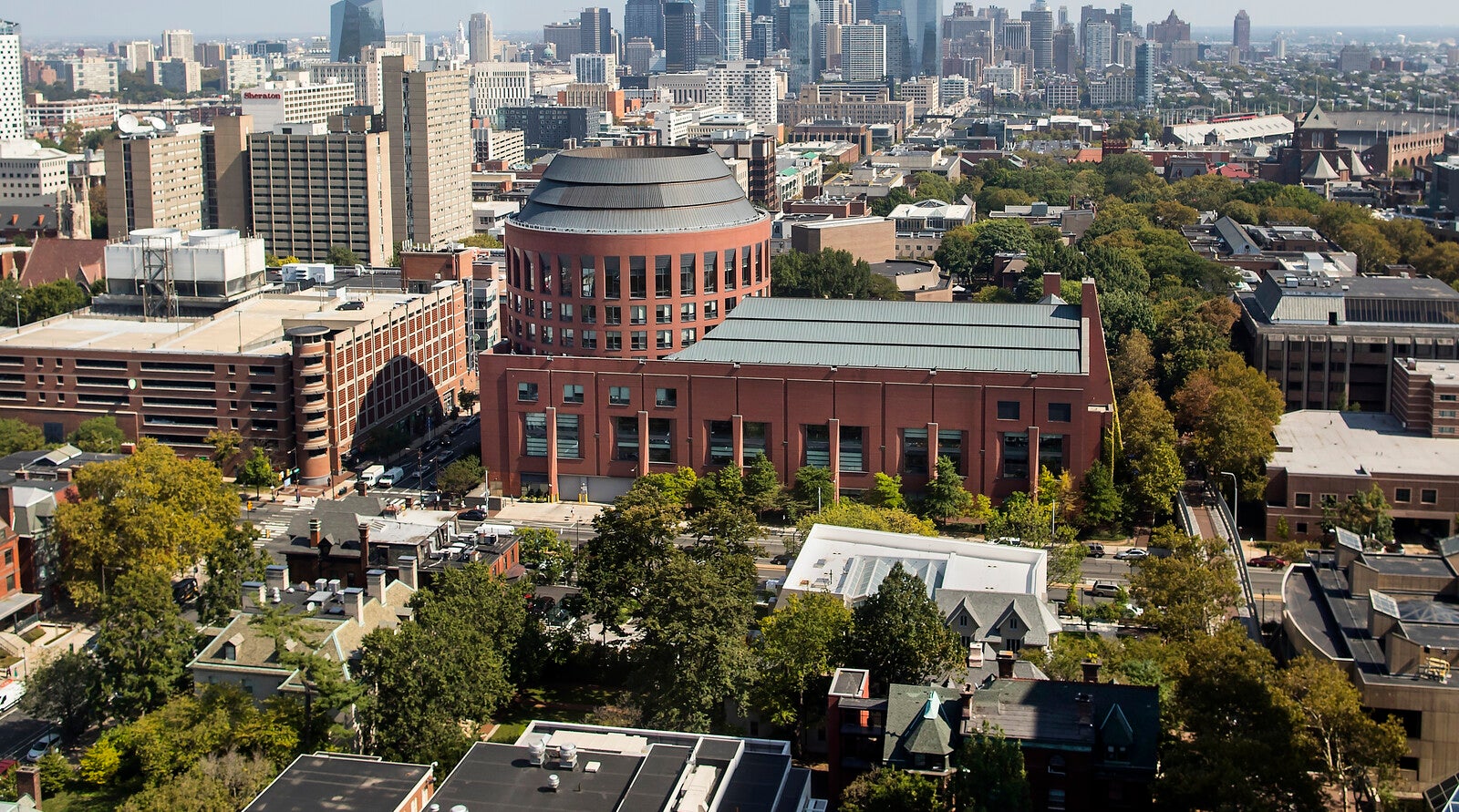 skyline of penn and philly